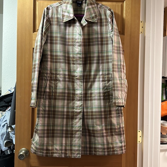 Gap. Women’s XL windbreaker/rain jacket - Picture 2 of 4